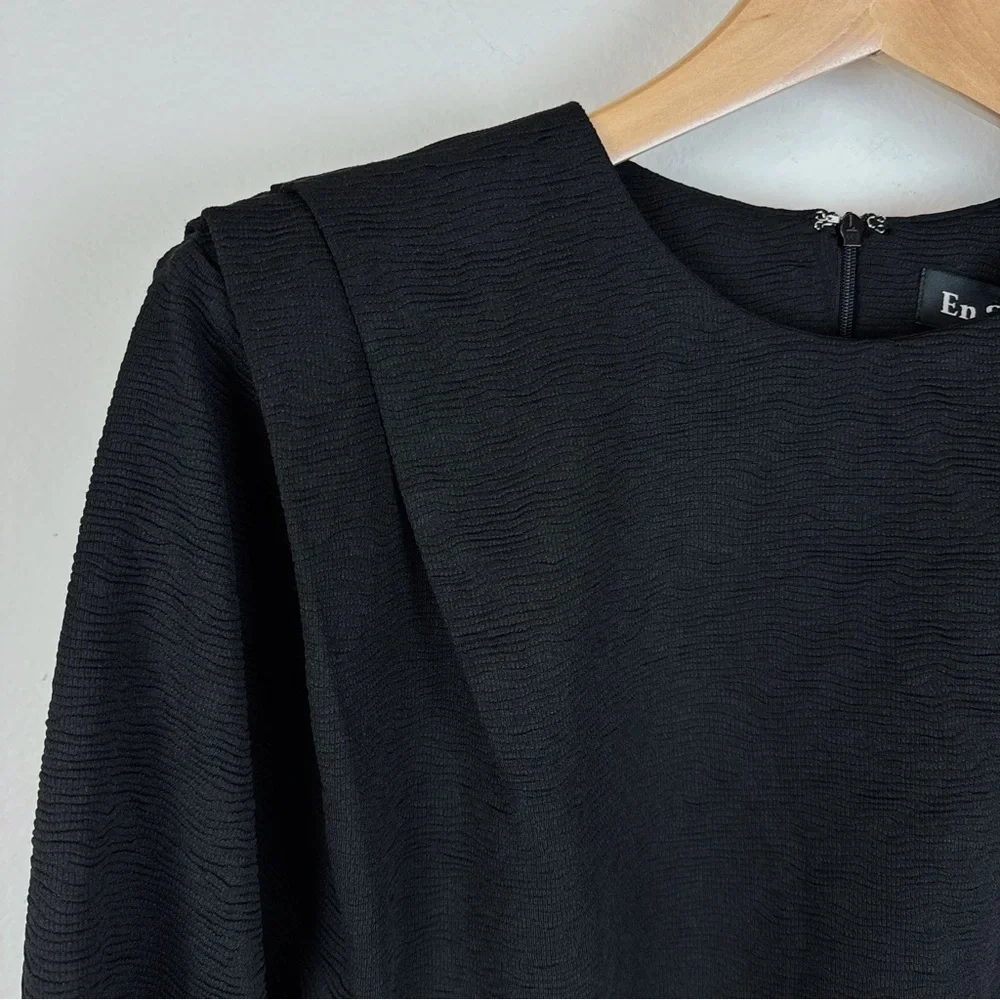 En Saison NWT Ada Ruched Mini Dress in Black Size Small - Picture 3 of 10